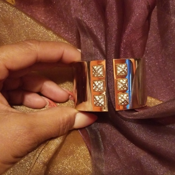 Bracelet - Picture 2 of 3